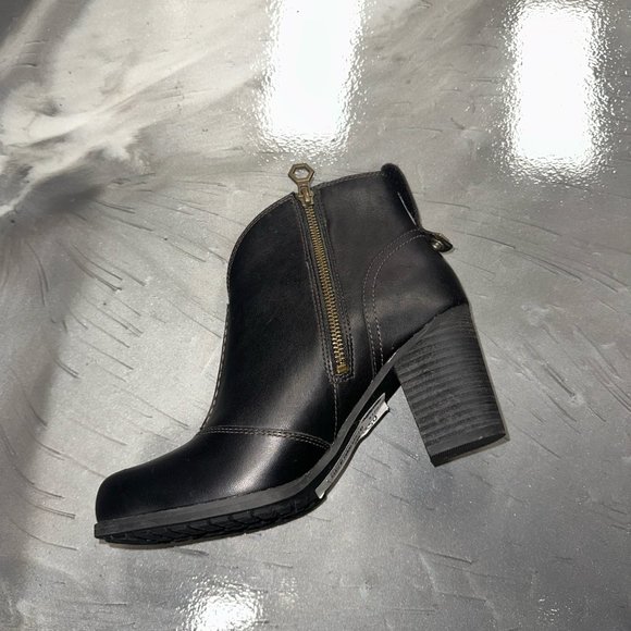 *SALE* Timberland EK Trenton Ankle Bootie Black Leather - Picture 2 of 4